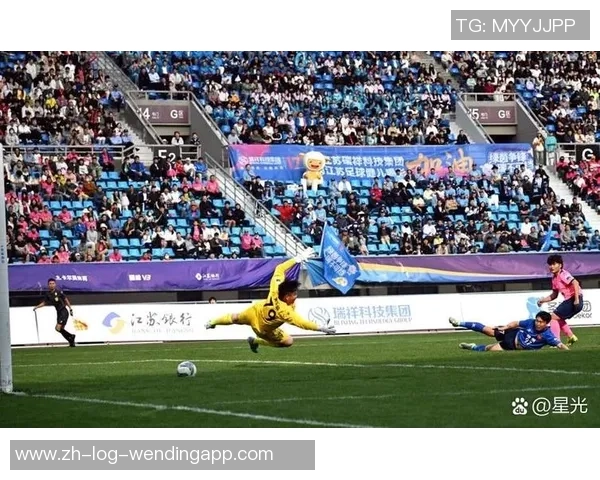 足球反讽：当绿茵场上的英雄变成了笑料与讽刺的代名词